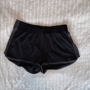 Nike Dri-FIT Shorts in Cool Grey/Black